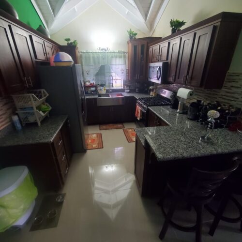 ALOMA CRESCENT, GREAT POND ESTATE, OCHO RIOS HOME Complete Realty