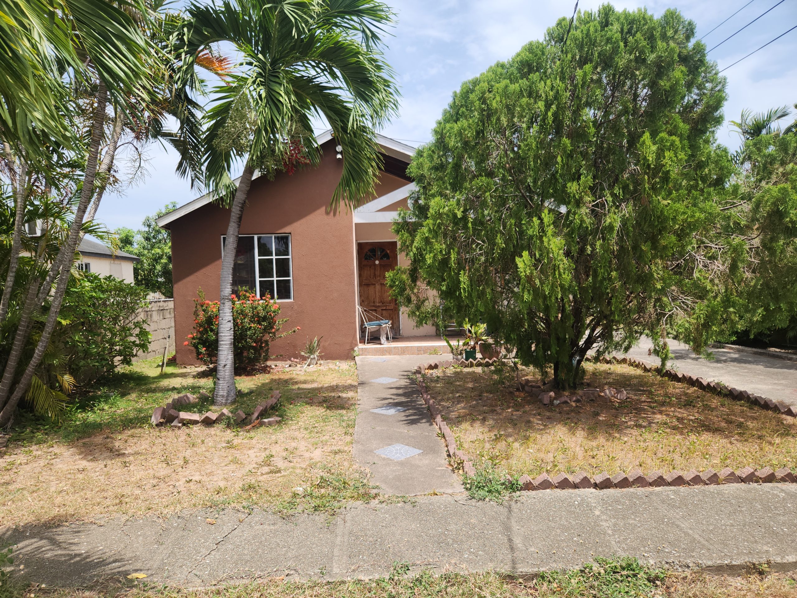 Lincoln Crescent, White Water Meadows Home - Image 2