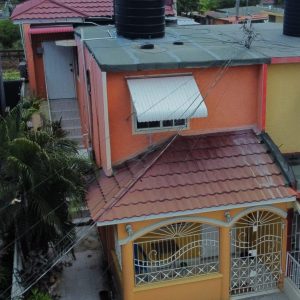 Cedar Crescent, Bridgeview, Portmore Home