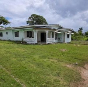 Rio Nuevo Resorts, Huddersfield Home