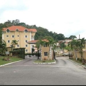 The Promenade Country Club, Kingston 8 Apartment